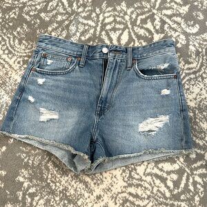 Madewell relaxed denim shorts size 26